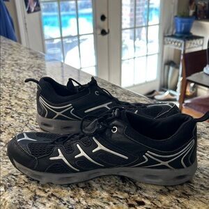 Speedo Black and Silver Athletic Shoes